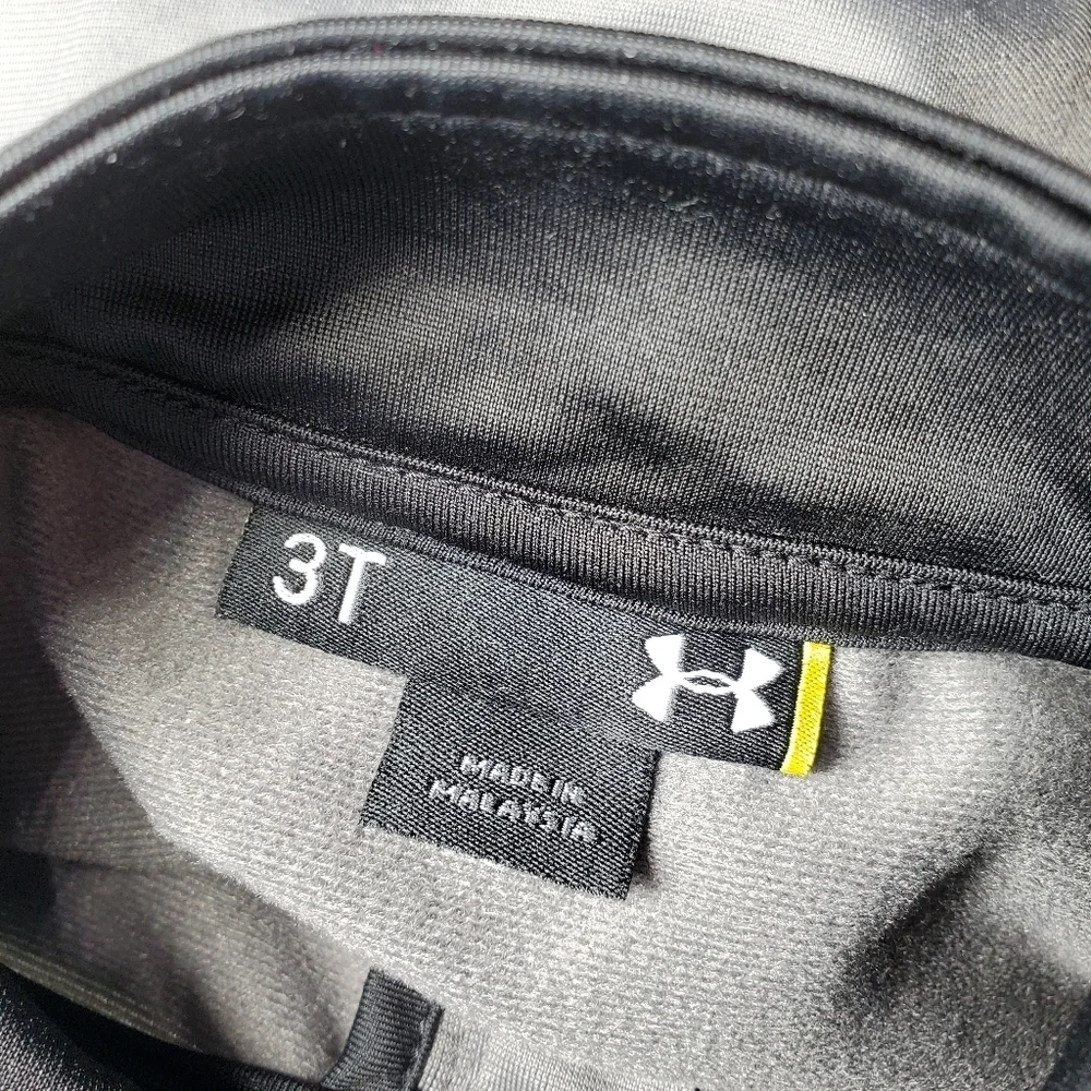 Under Armour Toddler Boy Lightweight Zip-Up Jacket Size 3T Black Gray EUC